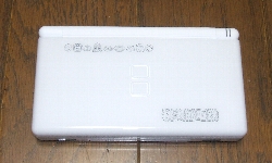 ニンテンドーＤＳ Ｌｉｔｅ（桃太郎電鉄 特別仕様）: 今日の